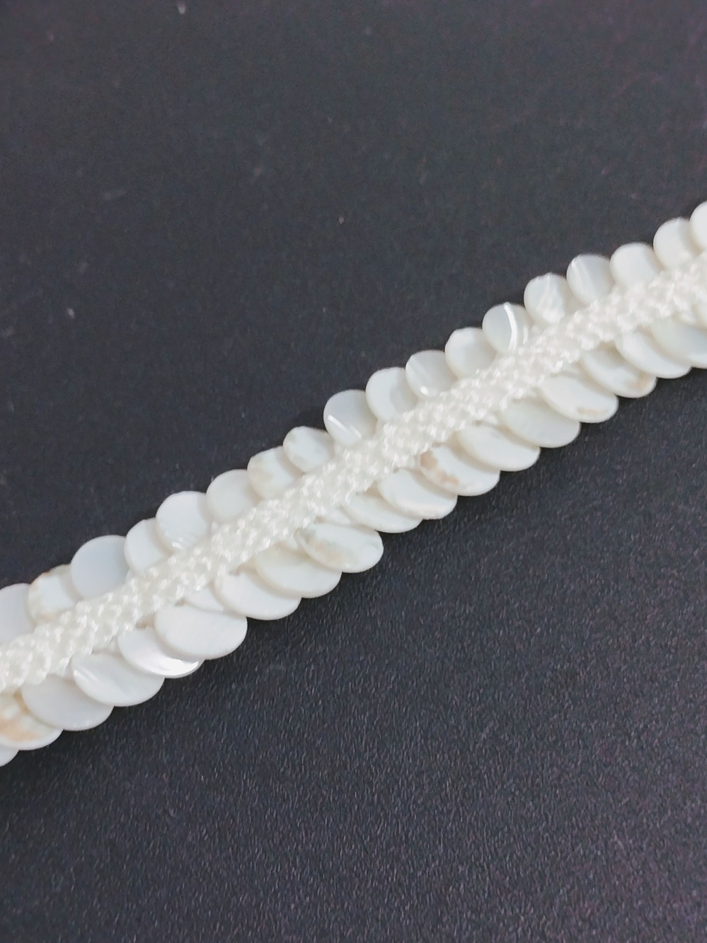 White Mother-of-Pearl Disc Bracelet - Women Jewelry - Picture 5 of 8